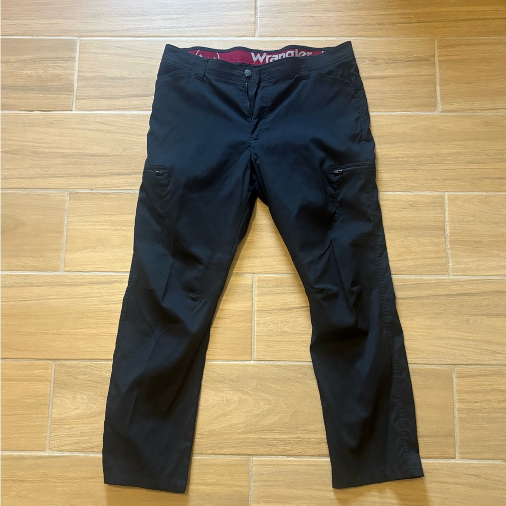 Wrangler Black Men's Pants with Zip Pockets